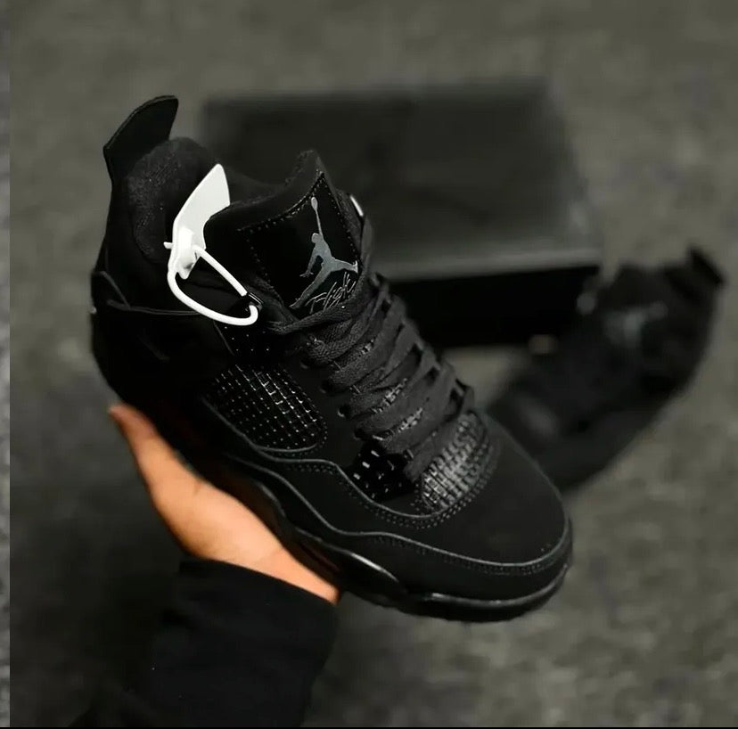 Black Jordan 4’s